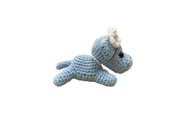 AMIGURUMI HANDGEHAAKTE L.BLAUWE MINI PUPPY 15CM